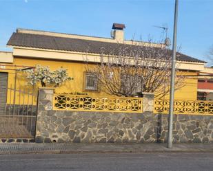 Vista exterior de Casa o xalet en venda en Santa Coloma de Farners amb Terrassa