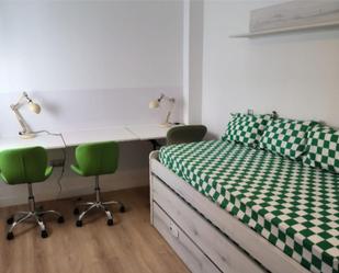 Bedroom of Flat to share in Móstoles  with Air Conditioner and Balcony