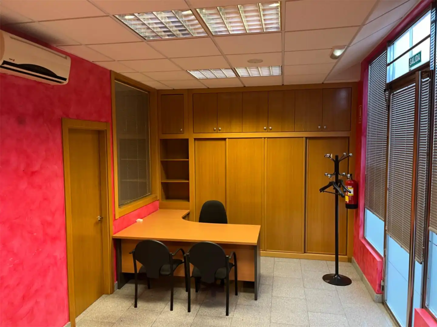 Oficina en venta en Calle Santa Isabel, 16, Lugones Oficina en venta en Siero