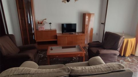 Foto 2 de Piso de alquiler en Calle Arrayanes, 1, Martos, Jaén