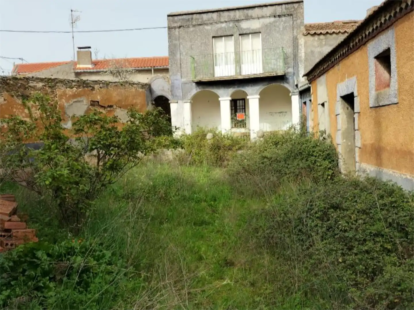 Casa adosada en venta en Calle Regato Caganchas, 1, Castillejo de Martín Viejo Casa adosada en venta en Castillejo de Martín Viejo con Jardín privado y Trastero