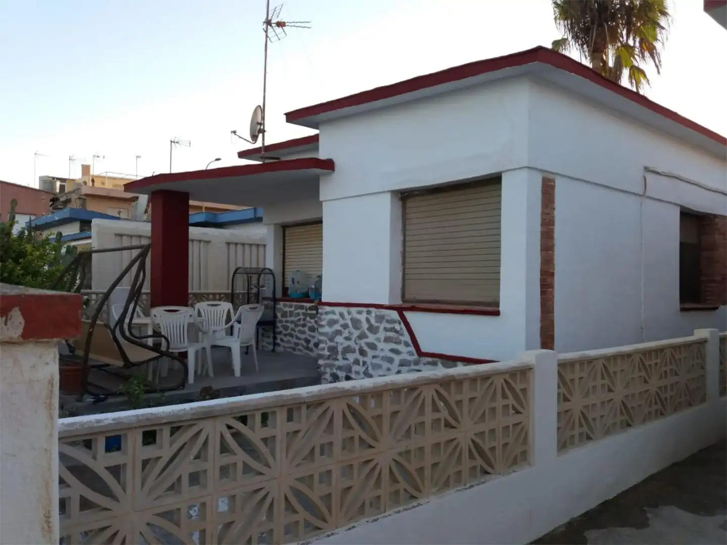 Casa o chalet en venta en Paseo Marítimo Mojón, 25, El Mojón Vista exterior de Casa o chalet en venta en Pilar de la Horadada con Aire acondicionado, Jardín privado y Terraza