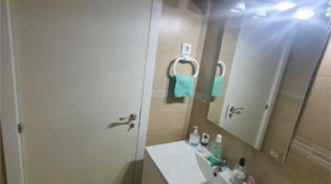 Photo 3 of Flat to share in Calle Cantueso, 54, Valdeacederas,  Madrid Capital
