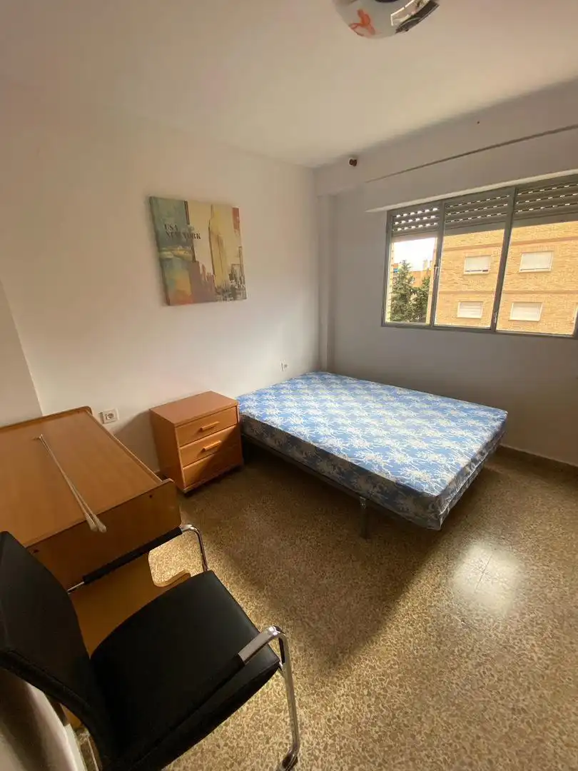 Flat for rent in Calle Pintor Hermenegildo Lanz, 5, Barrio de Zaidín Bedroom of Flat for rent in Granada