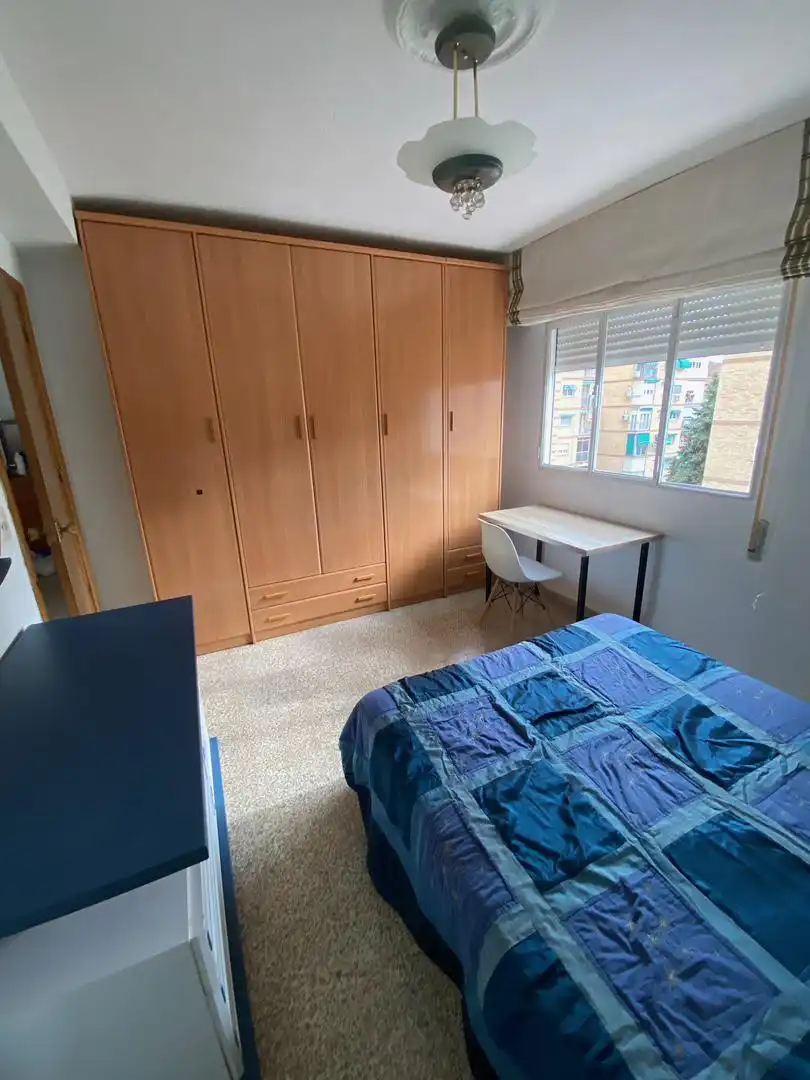 Flat for rent in Calle Pintor Hermenegildo Lanz, 5, Barrio de Zaidín Bedroom of Flat for rent in Granada