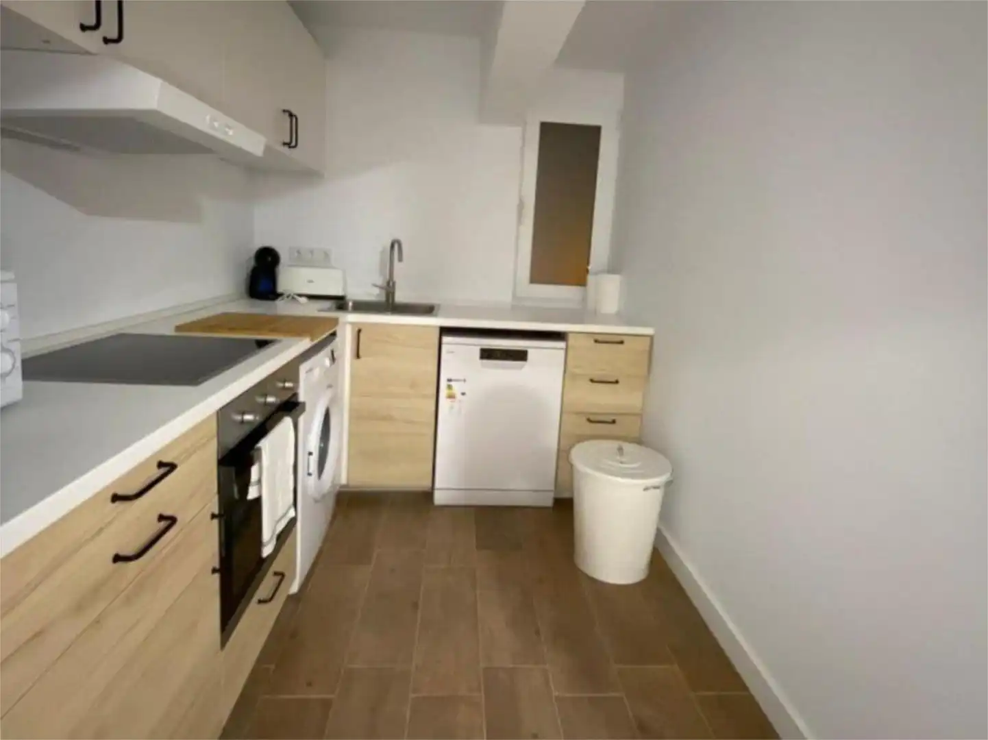 Habitación en Carrer de Jaume Villanueva, 1, Beteró Cocina de Piso para compartir en Valencia con Aire acondicionado, Calefacción y Jardín privado