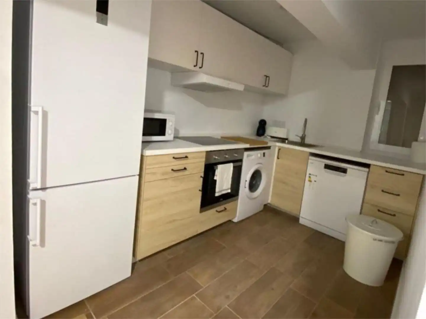 Habitación en Carrer de Jaume Villanueva, 1, Beteró Cocina de Piso para compartir en Valencia con Aire acondicionado, Calefacción y Jardín privado
