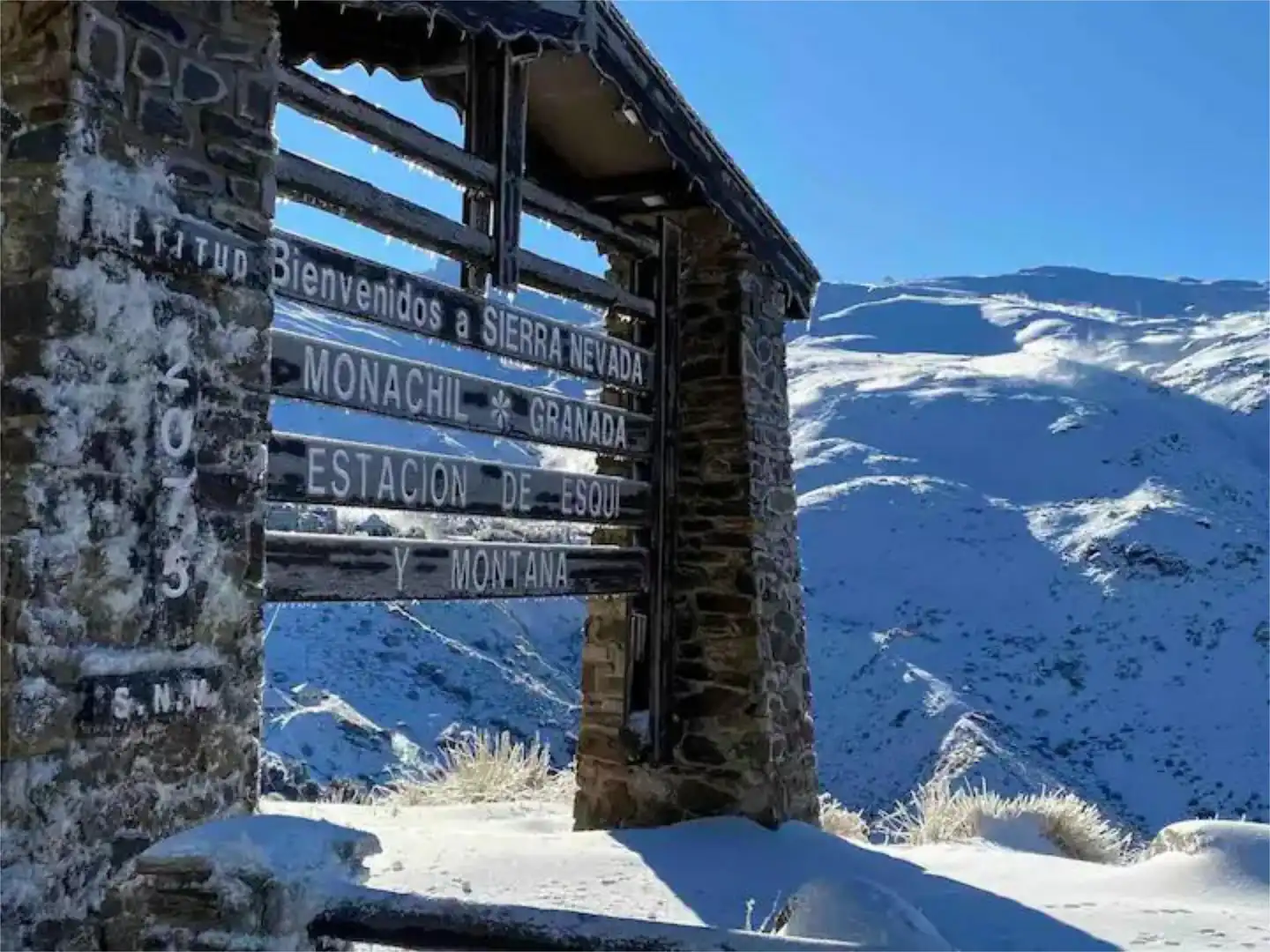 Vista exterior de Piso en venta en Sierra Nevada con Calefacción, Parquet y Amueblado