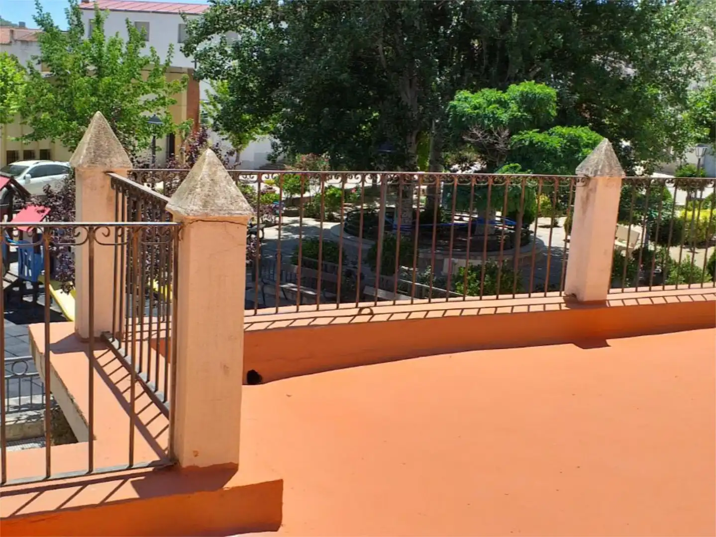 Casa adosada en venta en Paseo el Pilar, 7, Férez Terraza de Casa adosada en venta en Férez con Calefacción, Jardín privado y Terraza