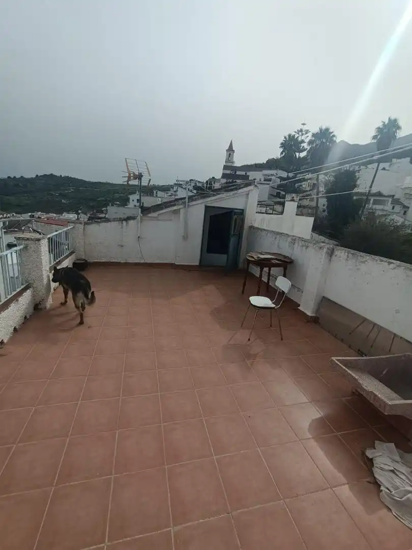 Casa adosada en venta en Avenida Avenida de Juan XXIII, 28d, Casarabonela Terraza de Casa adosada en venta en Casarabonela con Balcón