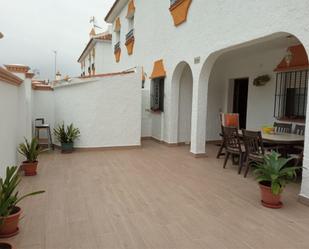 Terrassa de Casa adosada en venda en Almonte amb Terrassa, Piscina i Balcó