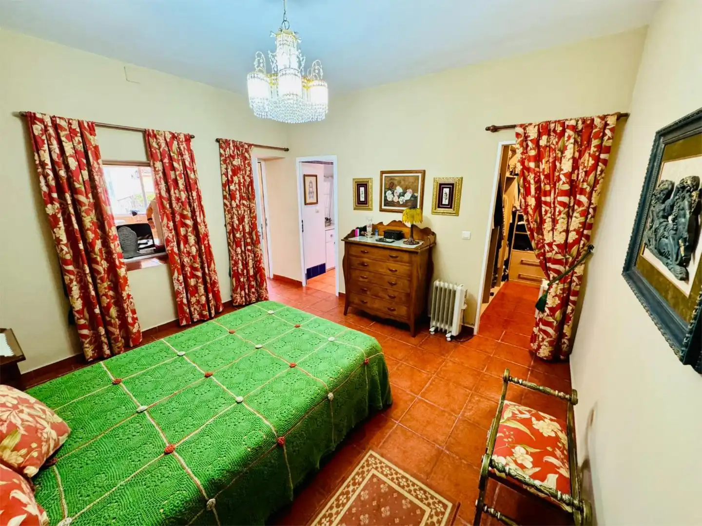 Piso en venta en Calle Egido Thovar, 6, Almendral Habitación de Piso en venta en Almendral con Aire acondicionado, Calefacción y Jardín privado