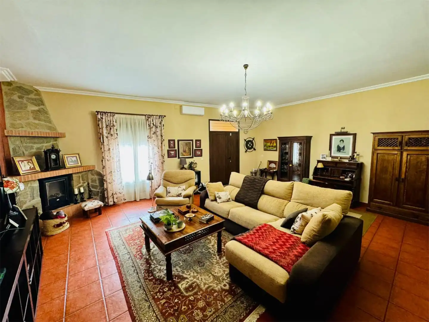 Piso en venta en Calle Egido Thovar, 6, Almendral Sala de estar de Piso en venta en Almendral con Aire acondicionado, Calefacción y Jardín privado