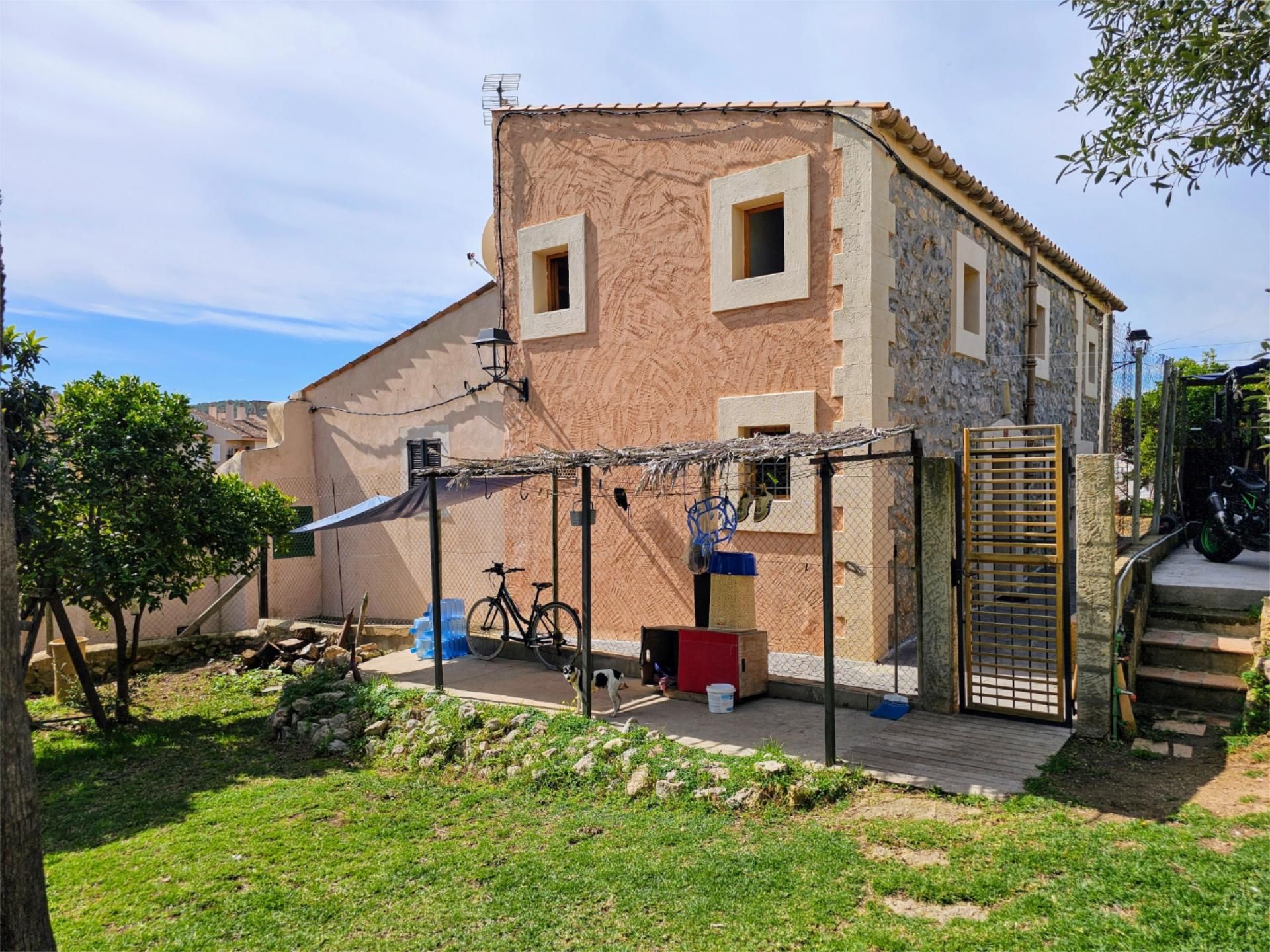 Vista exterior de Casa o xalet en venda en Andratx amb Aire condicionat, Terrassa i Piscina