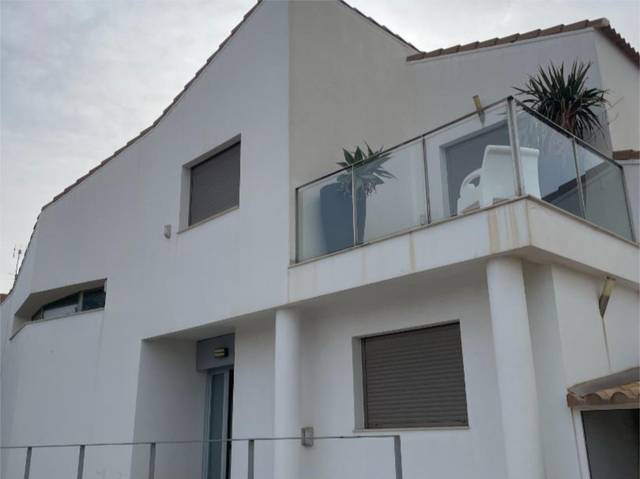 Casa-chalet en Alquiler en Avinguda d'Europa, 20 en Corinto - Almarda