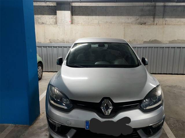 Garaje en Alquiler en Calle Japón, 14 en Colores -  Entreparques