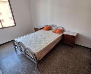 Bedroom of Flat to share in Reus  with Balcony
