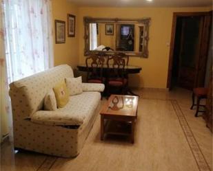 Sala d'estar de Casa o xalet en venda en Alcubillas