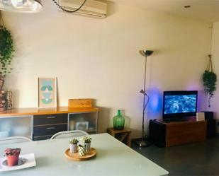 Living room of Flat to rent in  Barcelona Capital  with Air Conditioner and Balcony