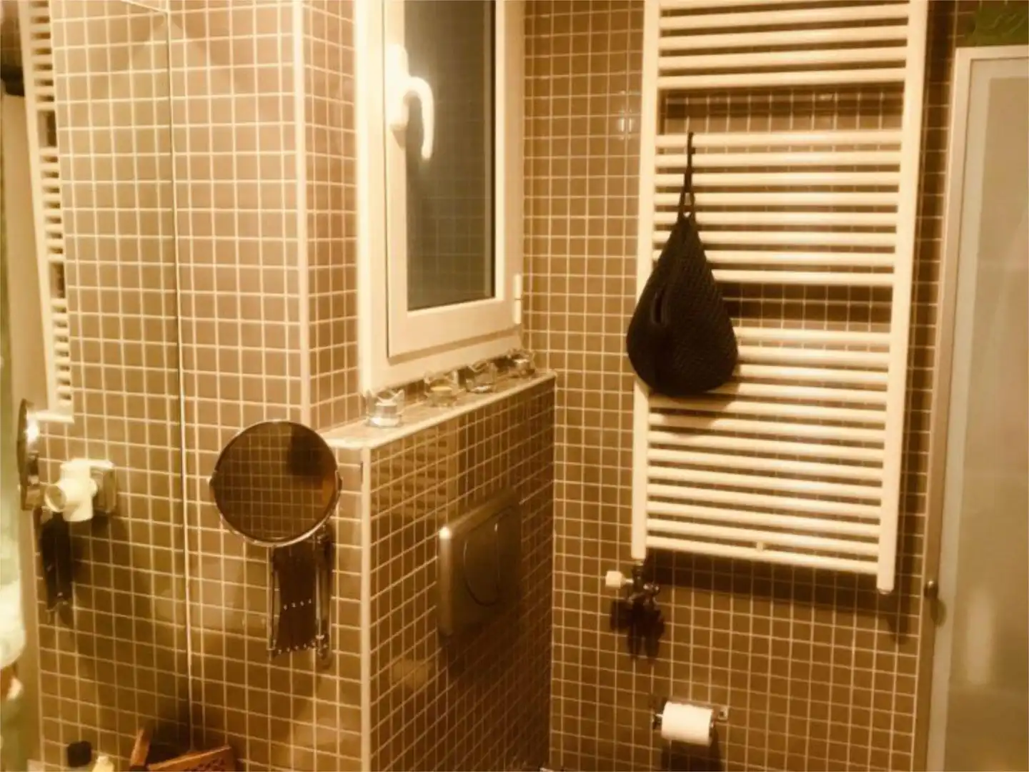 Wohnung zur Miete in Carrer del Torrent de L'olla, 93, Vila de Gràcia Badezimmer von Wohnung zur Miete in Barcelona Capital mit Klimaanlage und Balkon