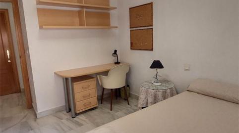 Foto 2 de Pis per a compartir a Avenida José Laguillo, 29, San Carlos - San José, Sevilla