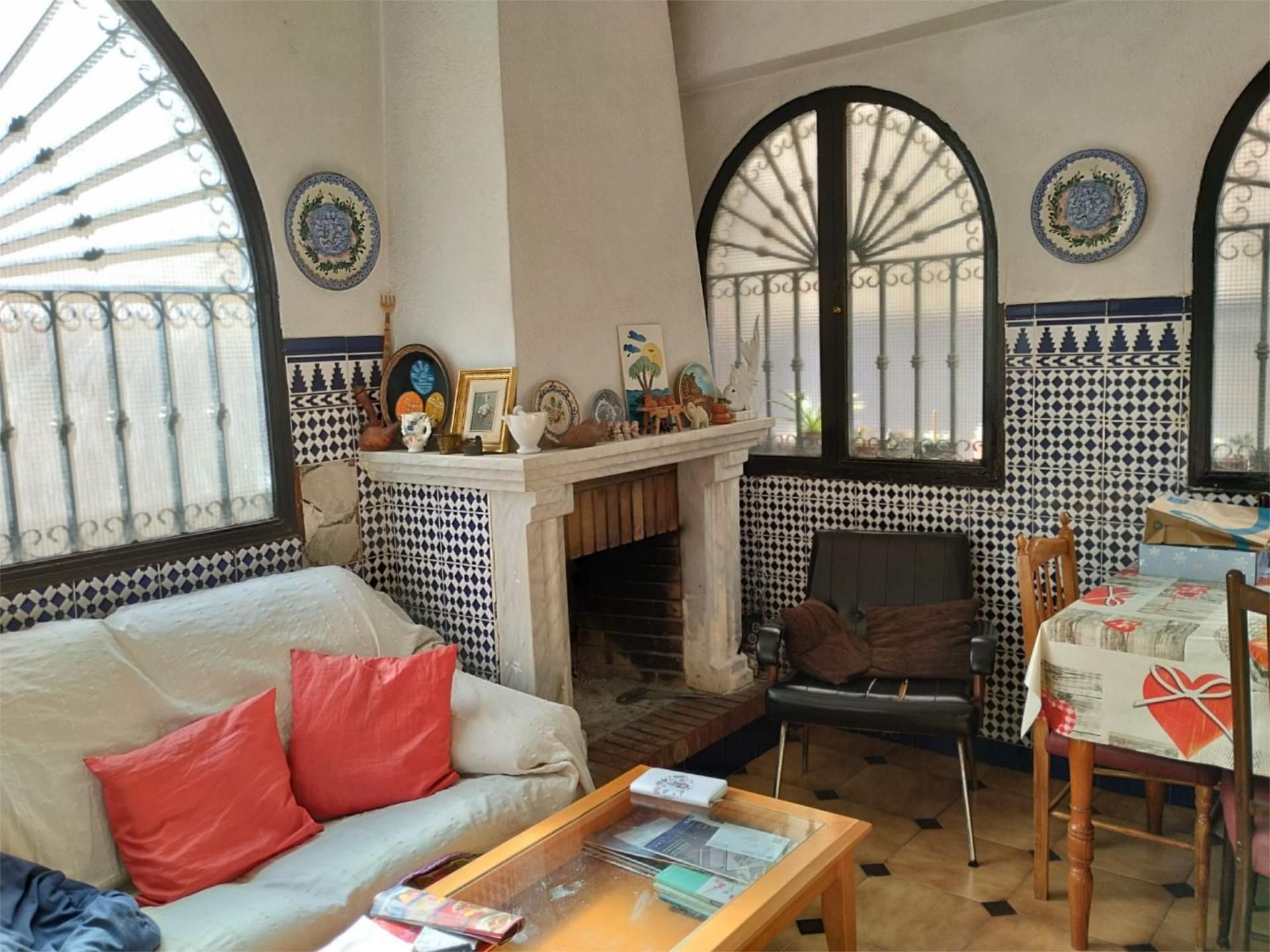 Sala d'estar de Casa o xalet en venda en  Almería Capital amb Aire condicionat, Terrassa i Balcó