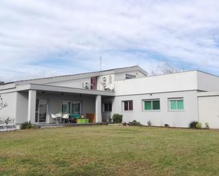 Vista exterior de Casa o xalet en venda en Vinaròs amb Aire condicionat i Terrassa