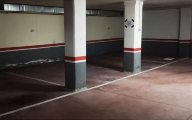 Garaje en Alquiler en Calle Foguerer José Angl Gui, 5 en Garbinet - Parque de las Avenidas