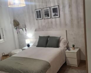 Bedroom of Flat to share in Ferrol  with Heating and Furnished