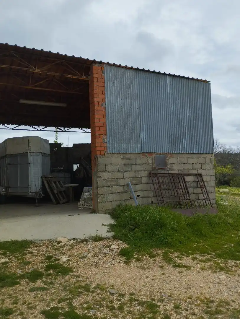 Vista exterior de Nau industrial en venda en Villar del Buey