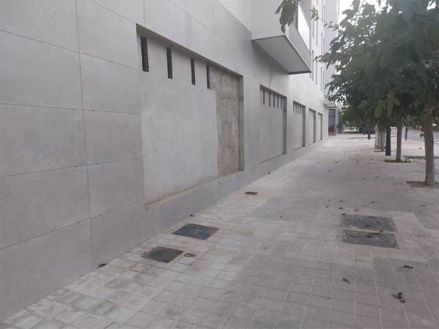 Local comercial en Alquiler en Carrer de les Moreres, 6 en La Punta