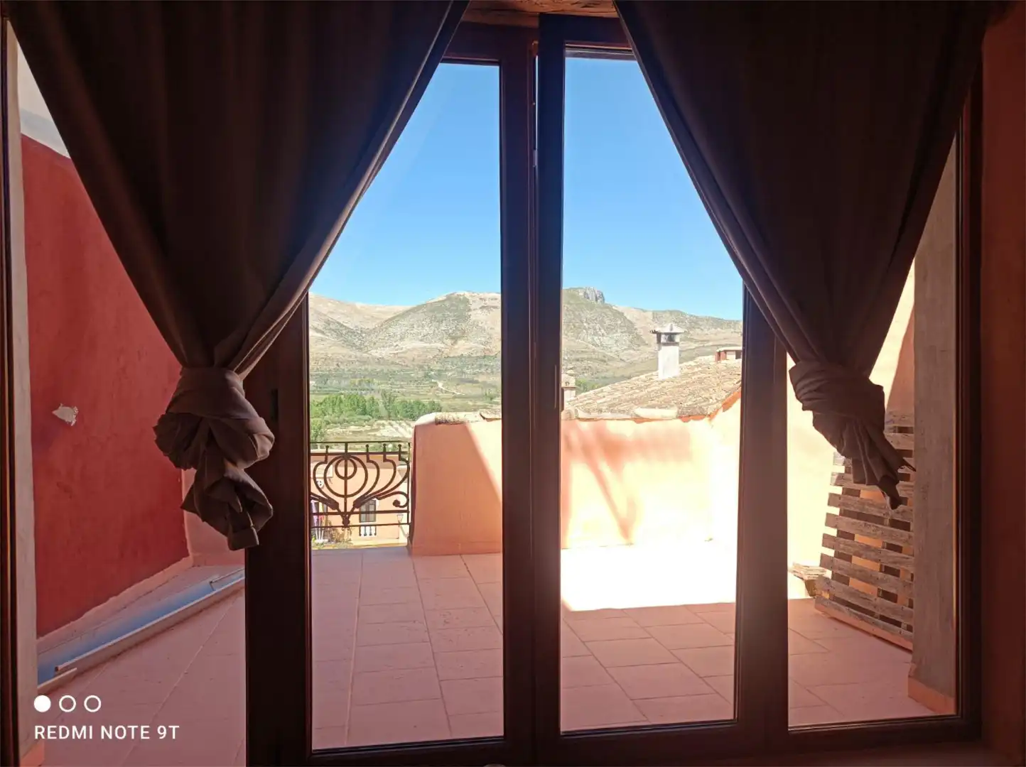 Wohnung zum Verkauf in Plaça Bisbe Vilaplana, 9, La Vall d'Alcalà Schlafzimmer von Wohnung zum Verkauf in La Vall d'Alcalà mit Parkett, Terrasse und Balkon