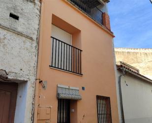 Exterior view of Single-family semi-detached for sale in Vilanova d'Alcolea