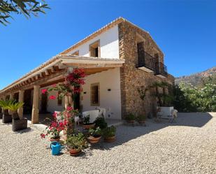 Vista exterior de Casa o xalet en venda en Dénia amb Aire condicionat, Terrassa i Piscina