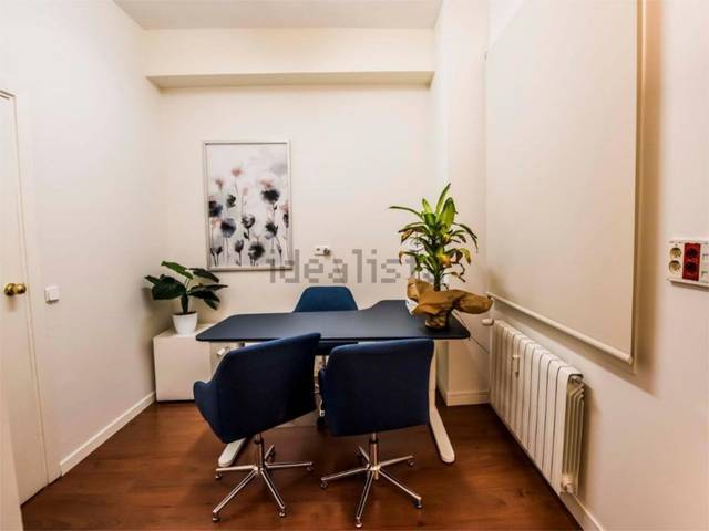 Oficina en Alquiler en Calle de Gonzalo de Berceo, 3 en La Granja