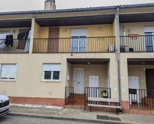 Vista exterior de Casa adosada en venda en Sádaba amb Aire condicionat, Calefacció i Traster