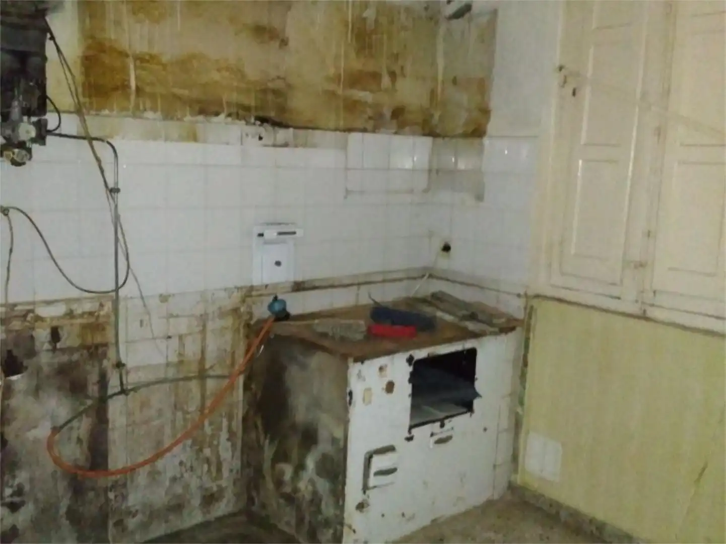 Planta baja en venta en Avenida del Párroco Pablo Díez, 231, Trobajo del Camino Cocina de Planta baja en venta en San Andrés del Rabanedo con Trastero