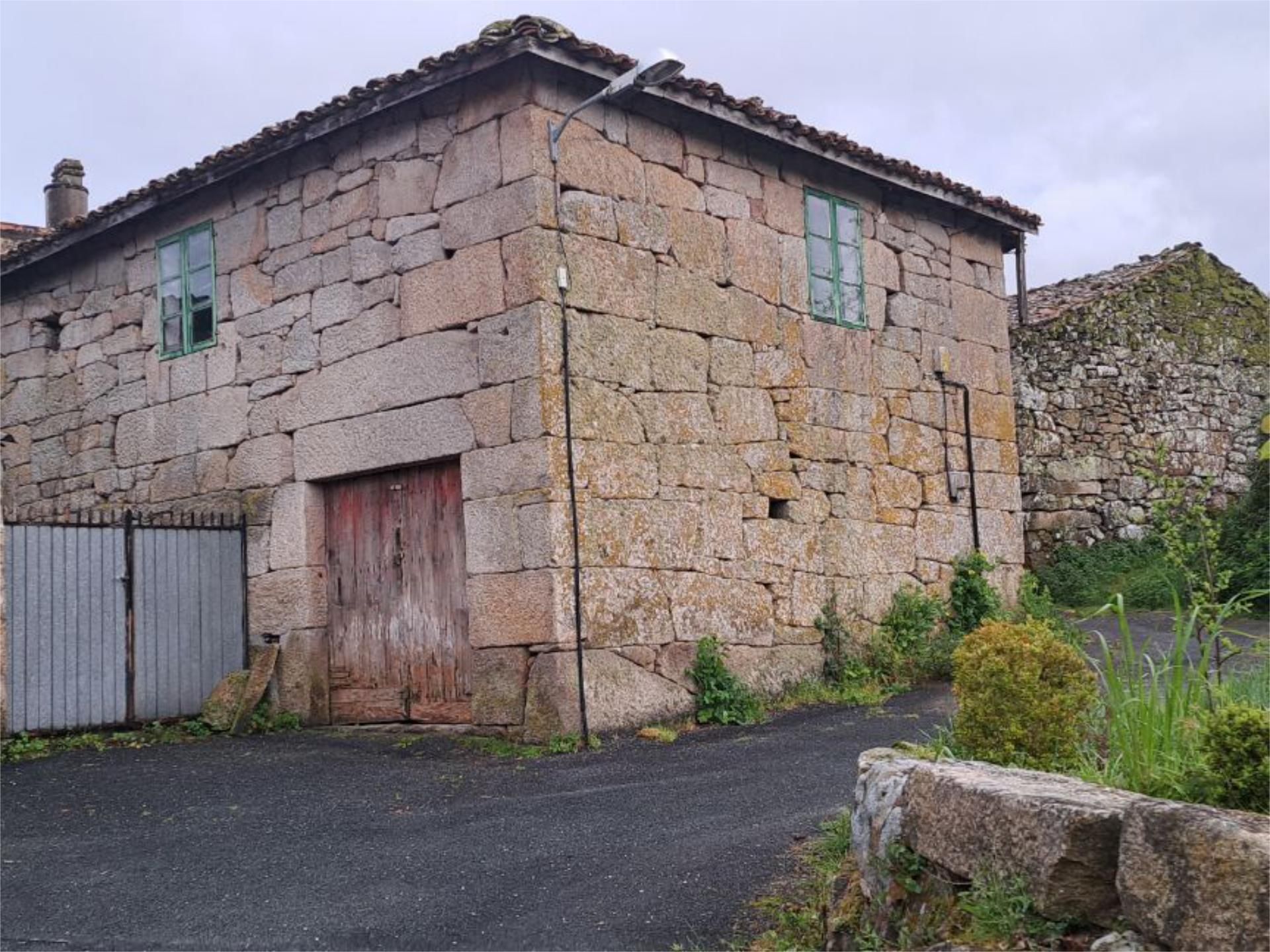 Single-family semi-detached for sale in Outeiro de Laxe, 49, Allariz Exterior view of Single-family semi-detached for sale in Allariz with Balcony