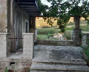 Exterior view of Single-family semi-detached for sale in Valle de Yerri / Deierri  with Terrace, Swimming Pool and Balcony