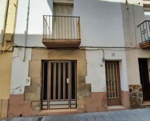 Vista exterior de Casa adosada en venda en El Palau d'Anglesola amb Terrassa i Balcó