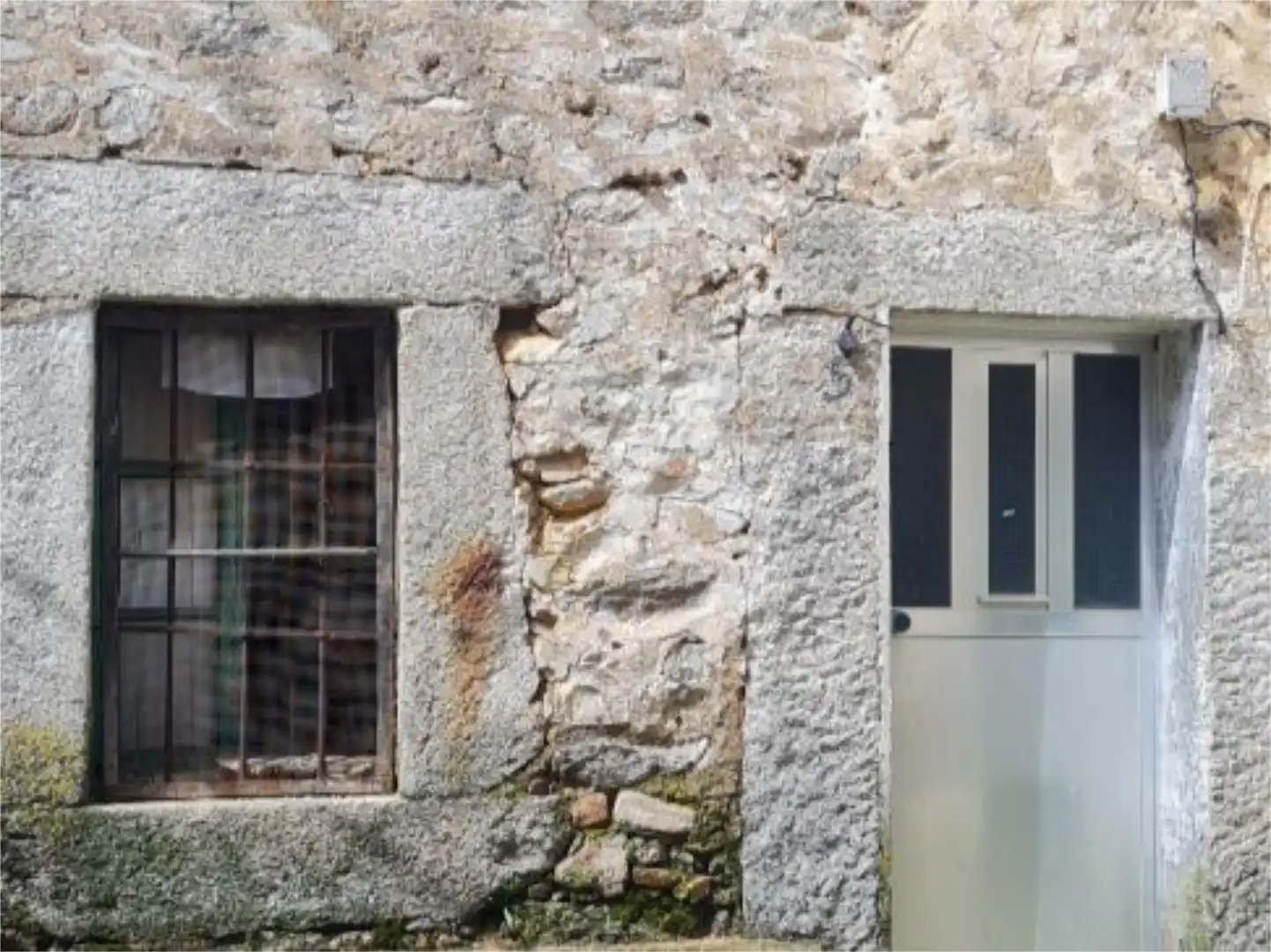 Vista exterior de Piso en venta en Santa Cruz de Pinares