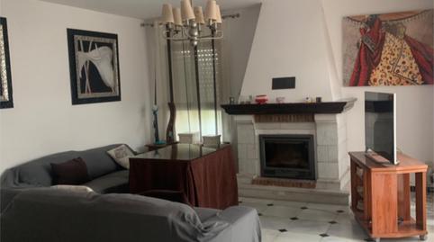 Foto 3 de Casa adosada en venda a Calle Pereila, 76, Coín, Málaga