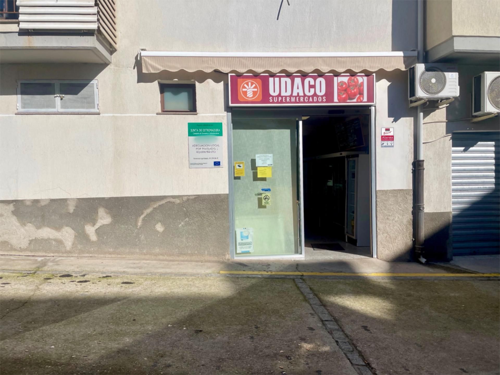 Geschaftsraum zum verkauf in Villanueva de la Vera mit Klimaanlage und Möbliert