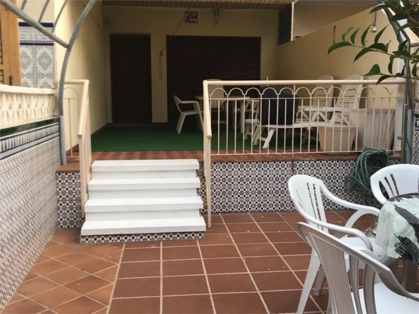 Dúplex en venta en Avinguda de Portugal, 28, Calas Santiago Bernabéu Terraza de Dúplex en venta en Santa Pola con Aire acondicionado, Jardín privado y Terraza