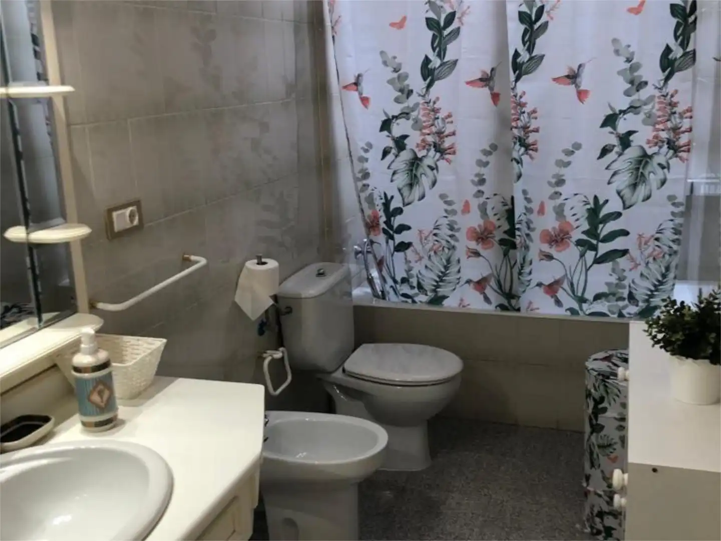 Dúplex en venta en Avinguda de Portugal, 28, Calas Santiago Bernabéu Baño de Dúplex en venta en Santa Pola con Aire acondicionado, Jardín privado y Terraza