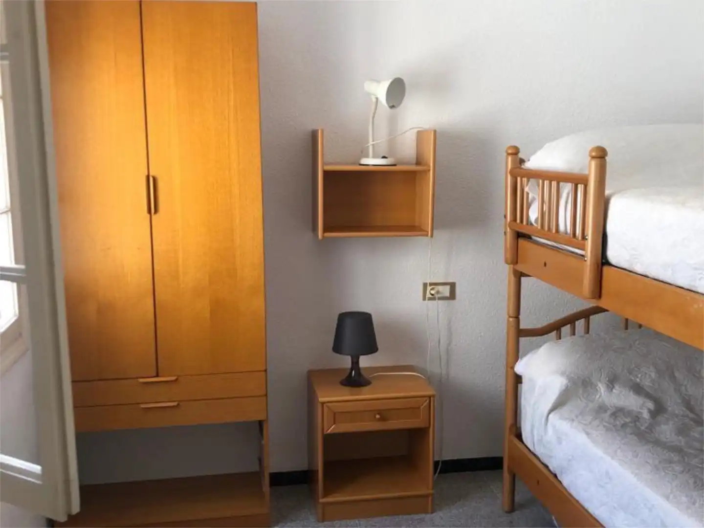 Dúplex en venta en Avinguda de Portugal, 28, Calas Santiago Bernabéu Habitación de Dúplex en venta en Santa Pola con Aire acondicionado, Jardín privado y Terraza
