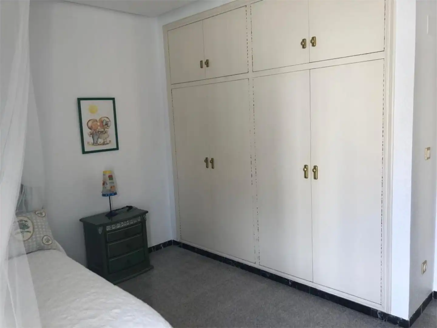 Dúplex en venta en Avinguda de Portugal, 28, Calas Santiago Bernabéu Habitación de Dúplex en venta en Santa Pola con Aire acondicionado, Jardín privado y Terraza