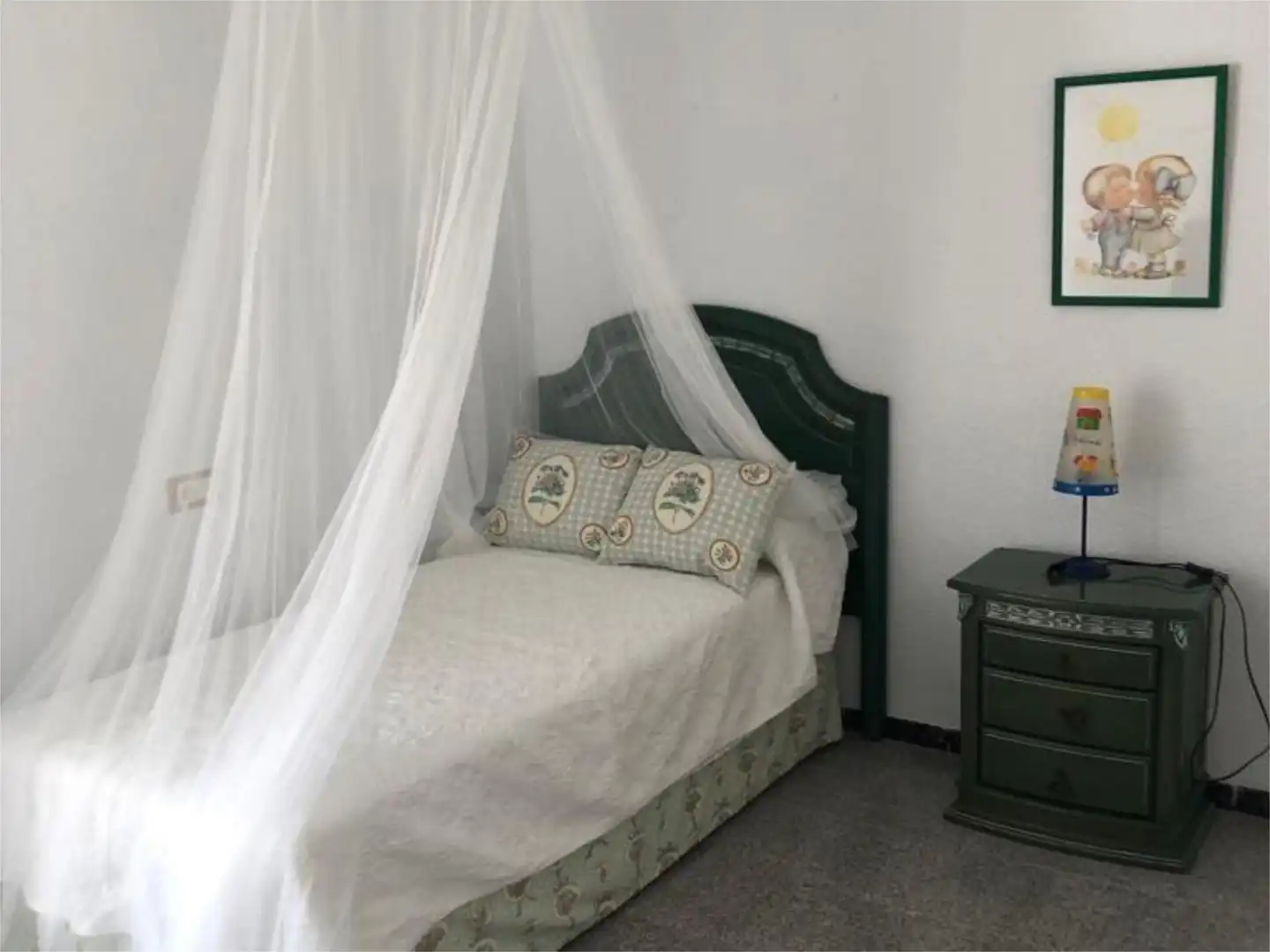 Dúplex en venta en Avinguda de Portugal, 28, Calas Santiago Bernabéu Habitación de Dúplex en venta en Santa Pola con Aire acondicionado, Jardín privado y Terraza