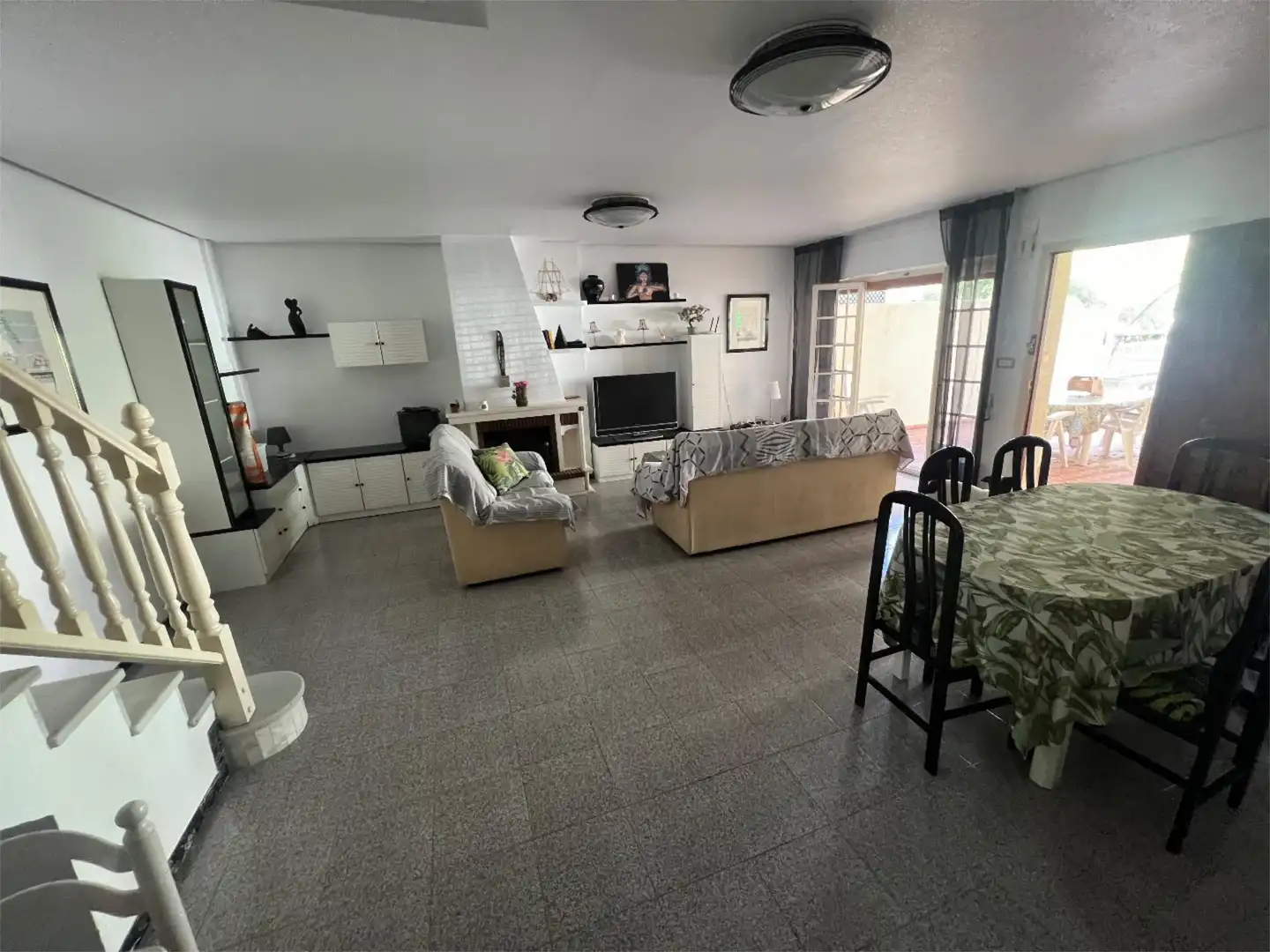 Dúplex en venta en Avinguda de Portugal, 28, Calas Santiago Bernabéu Sala de estar de Dúplex en venta en Santa Pola con Aire acondicionado, Jardín privado y Terraza