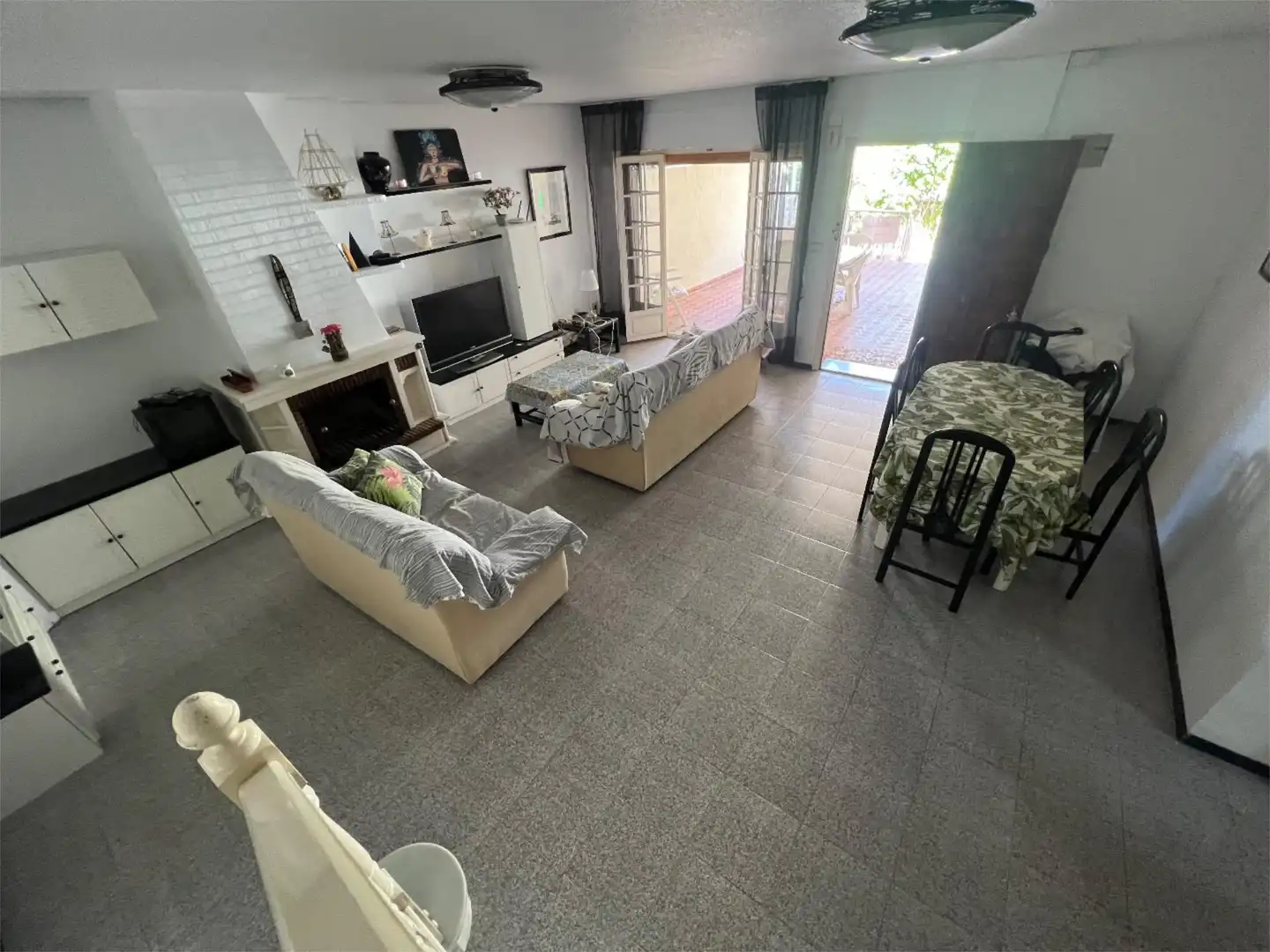 Dúplex en venta en Avinguda de Portugal, 28, Calas Santiago Bernabéu Sala de estar de Dúplex en venta en Santa Pola con Aire acondicionado, Jardín privado y Terraza